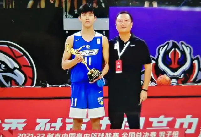 为什么友谊赛是篮球训练的重要组成部分?_1